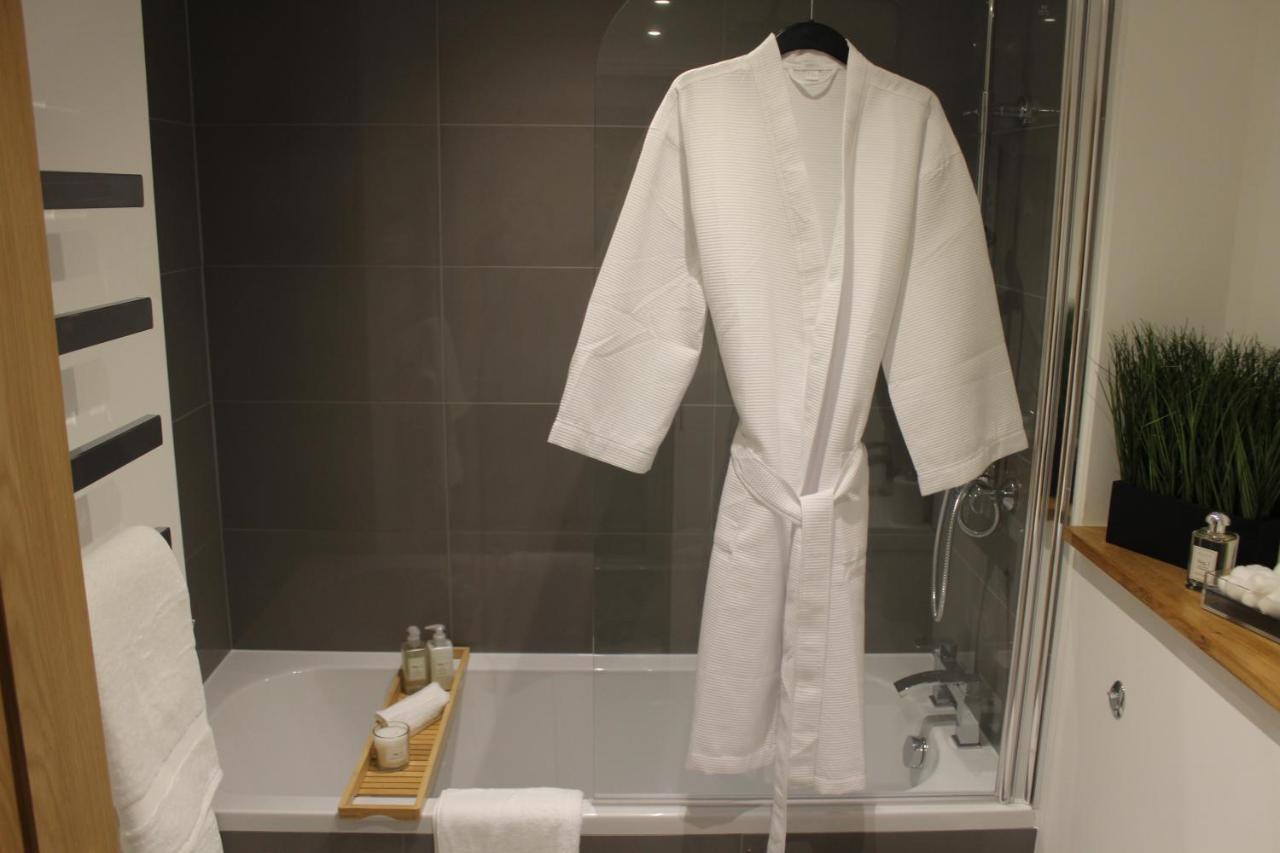 Luxury 2 Bed Apartment In The Heart Of Rochester Rochester  Eksteriør billede